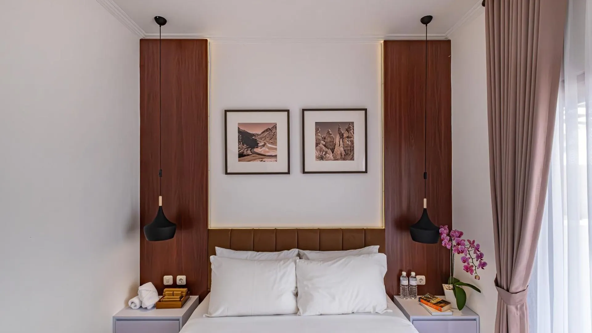 Taman Seminyak Suites