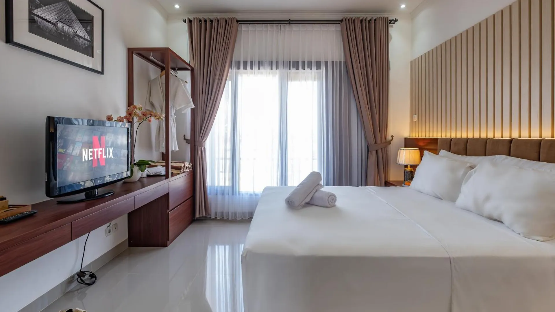 Taman Seminyak Suites