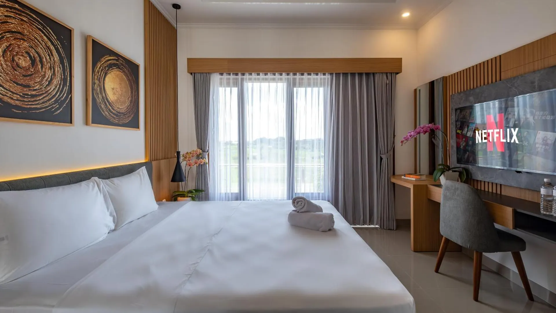 Willa Taman Seminyak Suites