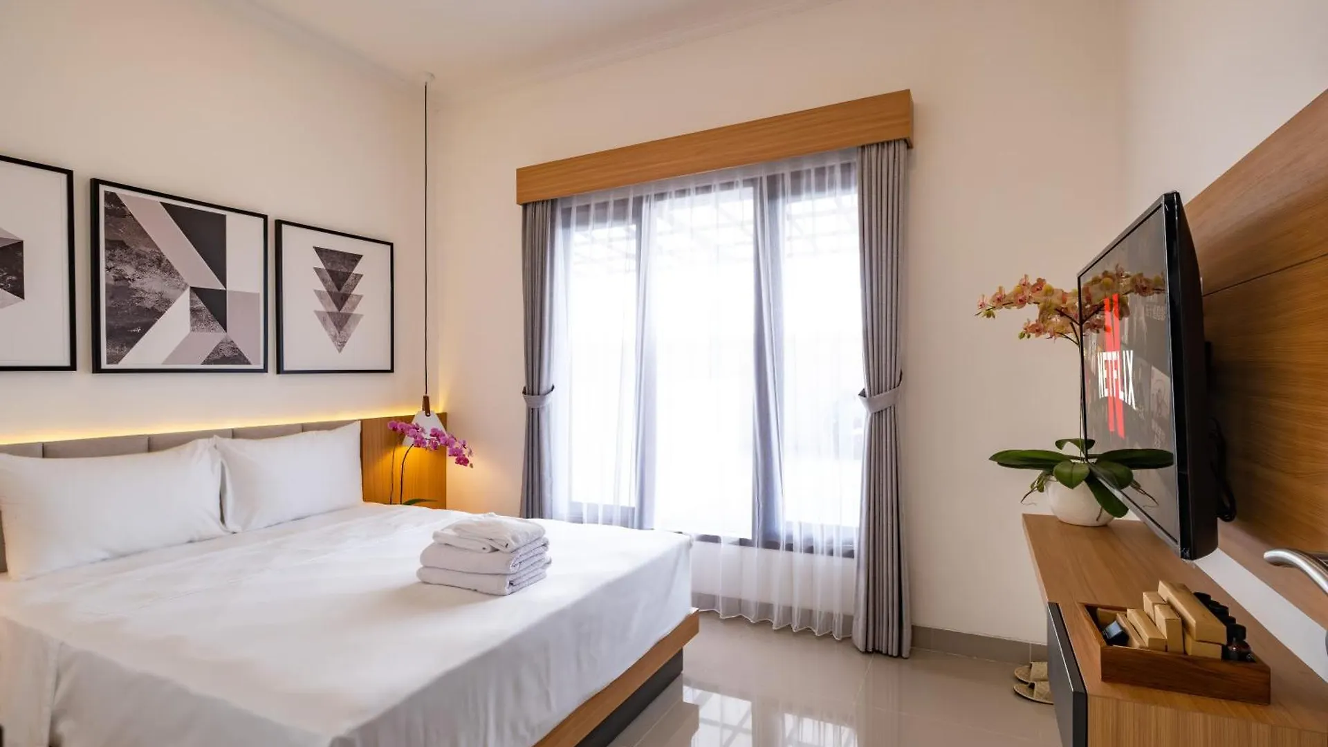 Taman Seminyak Suites Willa