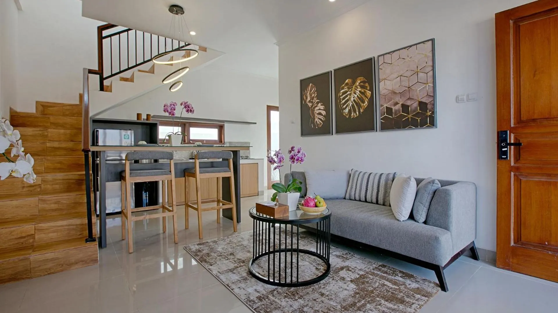 Willa Taman Seminyak Suites